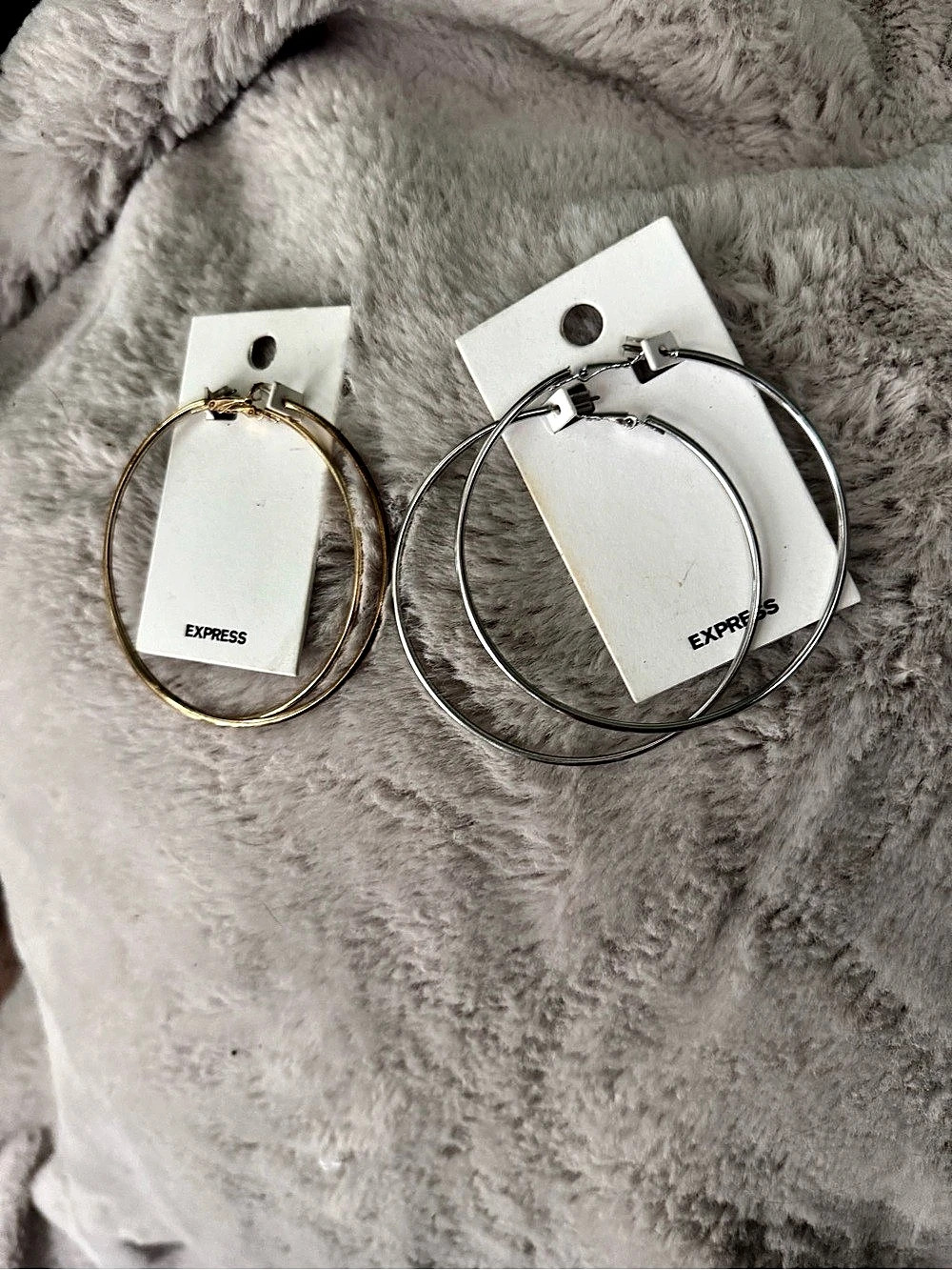 Express Hoop Earrings in Gold & Silver NWT - Picture 2 of 3